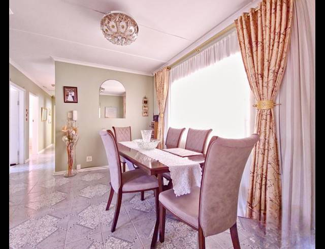 4 BEDROOM HOUSE FOR SALE IN PRESTONDALE